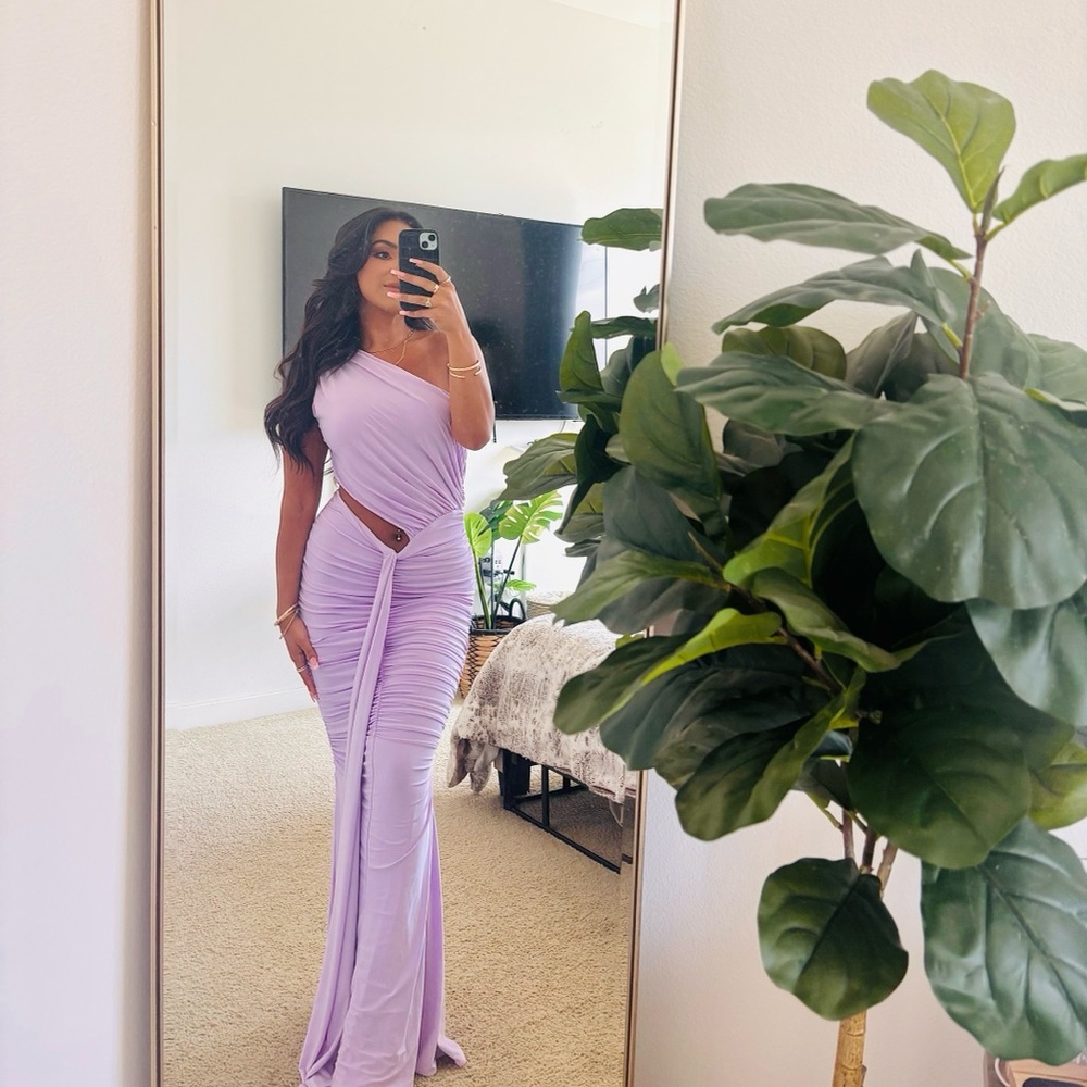 Elegant Lavender One-Shoulder Dress